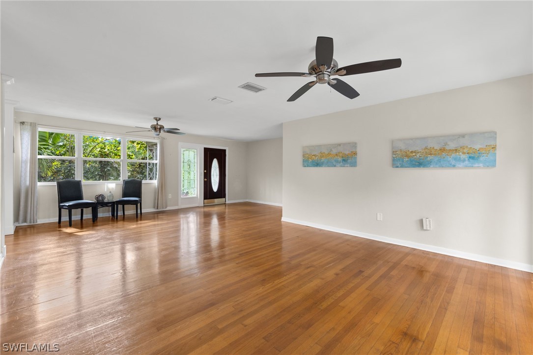 2917 Sunset Road Fort Myers, FL 33901 - Photo 5 of 49 Gallery Image 5