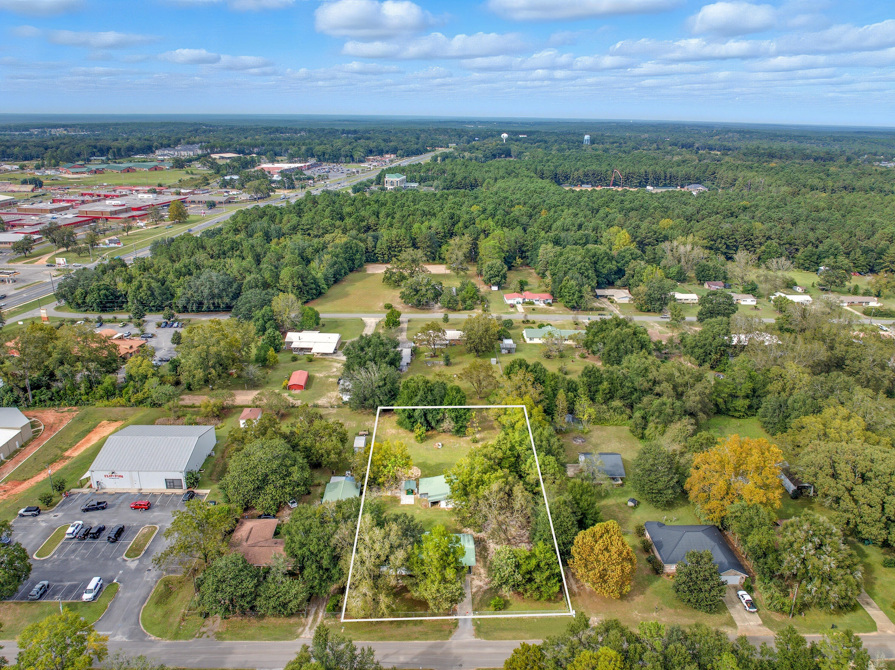 2128 3rd Avenue Crestview, FL 32539 - Photo 46 of 50 a view of a city