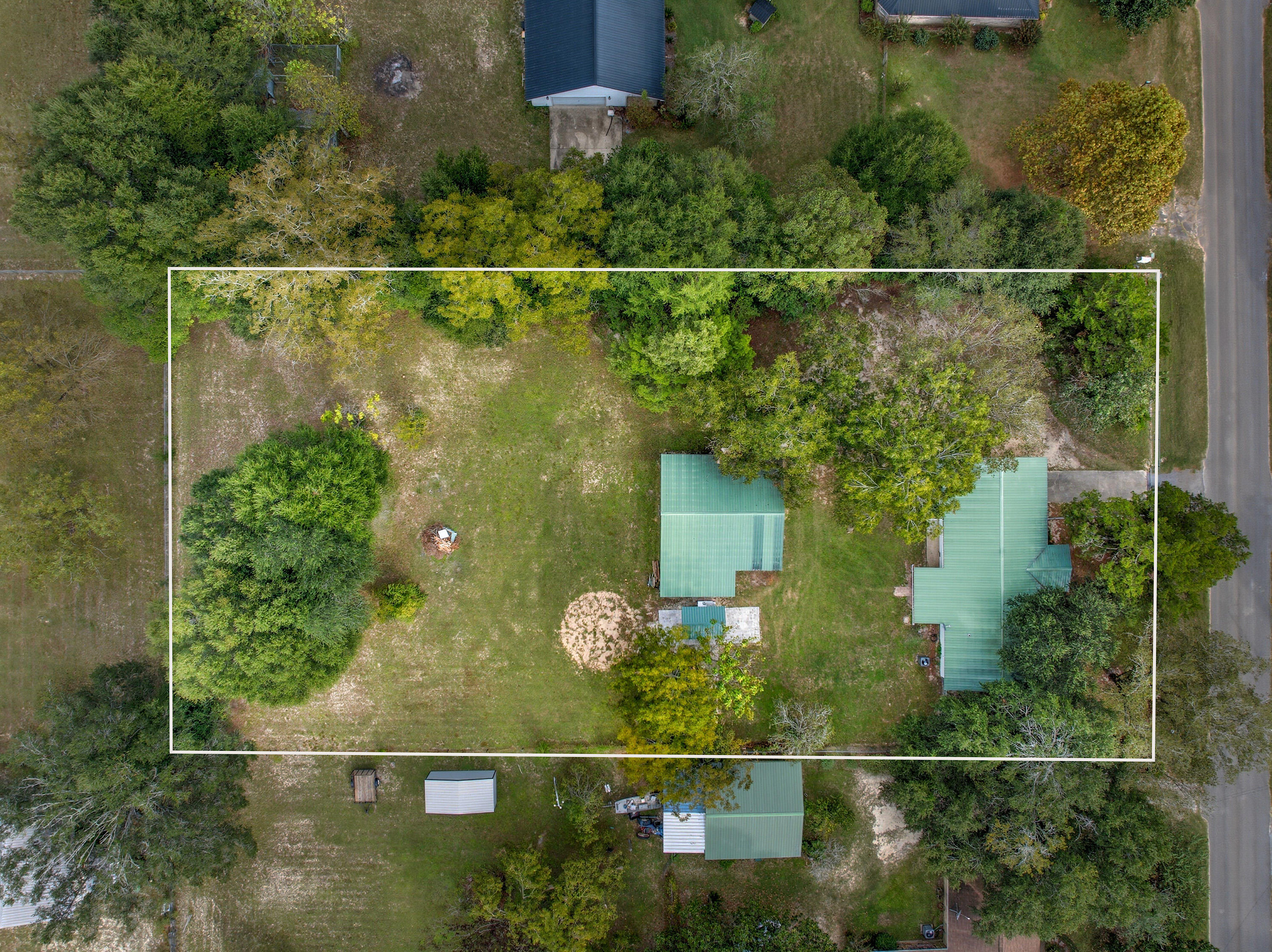 2128 3rd Avenue Crestview, FL 32539 - Photo 48 of 50 an aerial view of a house