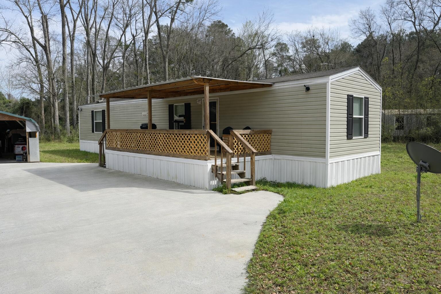 746 Madison Street Ehrhardt, SC 29081 - Photo 20 of 22 Front view