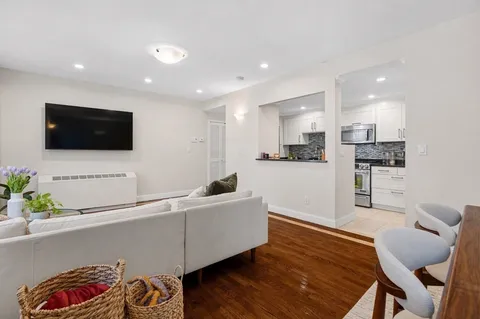 $1,030,000 | 13 Bowdoin Street, Unit 3A&B, Boston, MA 02114