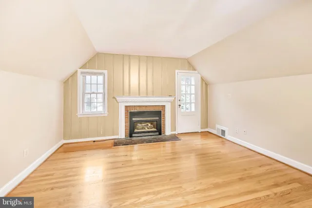 $5,500 | 9326 West Parkhill Drive, Bethesda, MD 20814