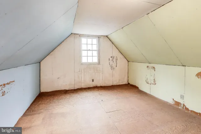 $5,500 | 9326 West Parkhill Drive, Bethesda, MD 20814