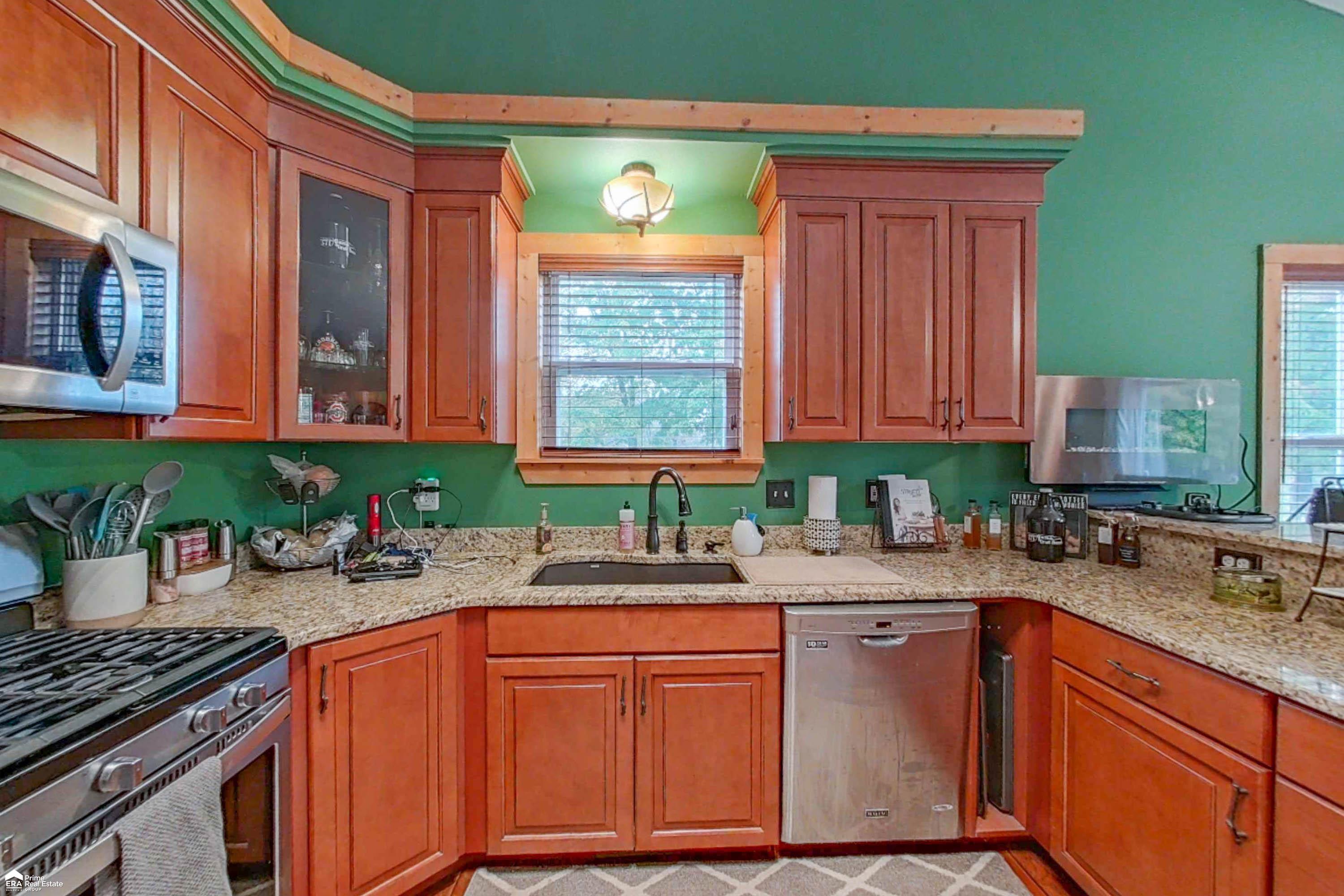 6228 Smith Road Linden, MI 48451 - Photo 11 of 39