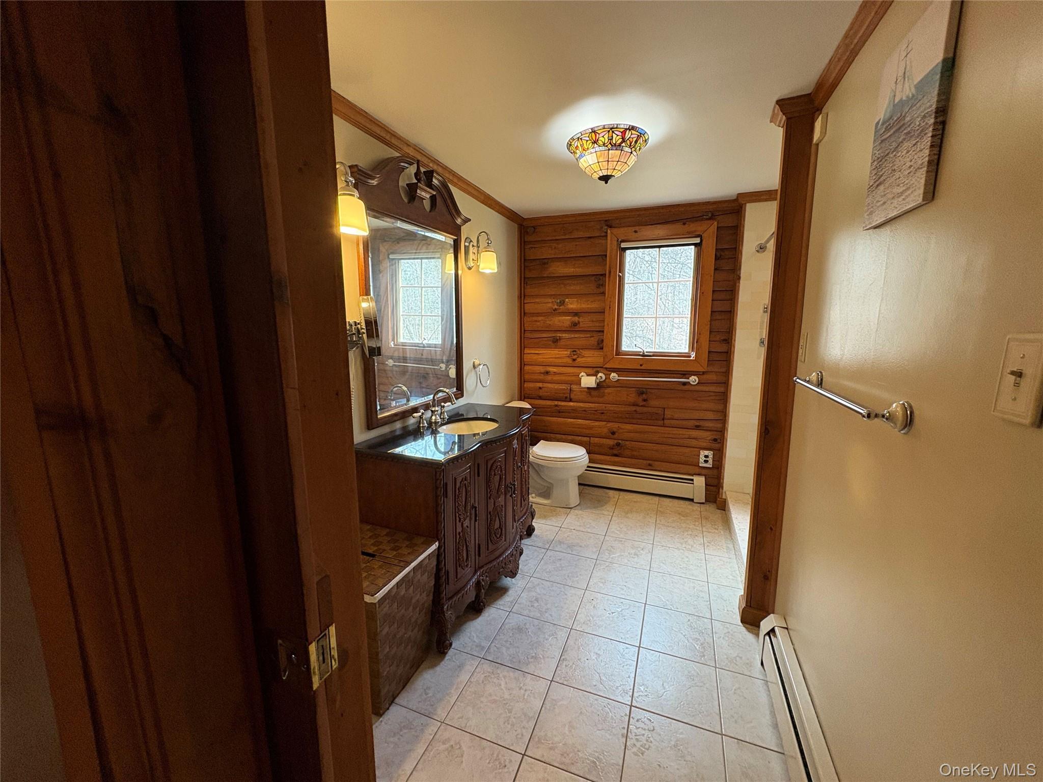 33 O Brian Road Middletown, NY 10940 - Photo 20 of 29 Pocket door detail