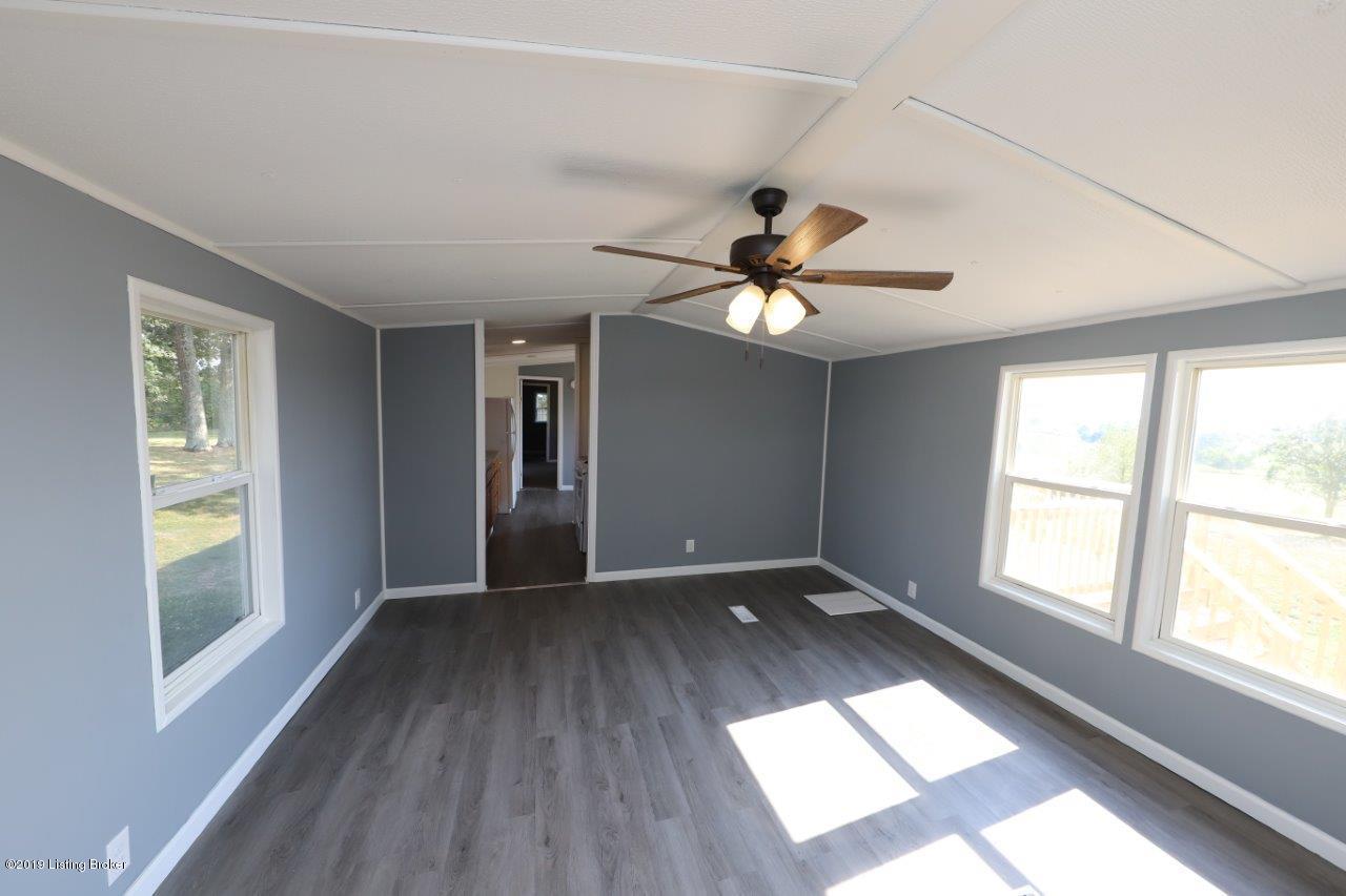 2233 Thomas Road Rineyville, KY 40162 - Photo 2 of 20 IMG_0451