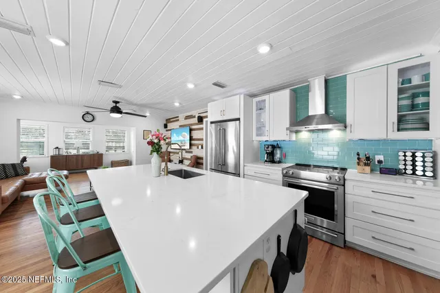 $624,990 | 933 7th Avenue North, Jacksonville Beach, FL 32250