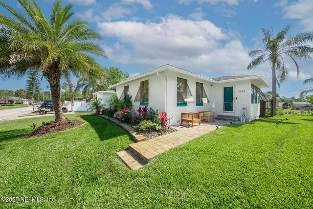 $624,990 | 933 7th Avenue North, Jacksonville Beach, FL 32250