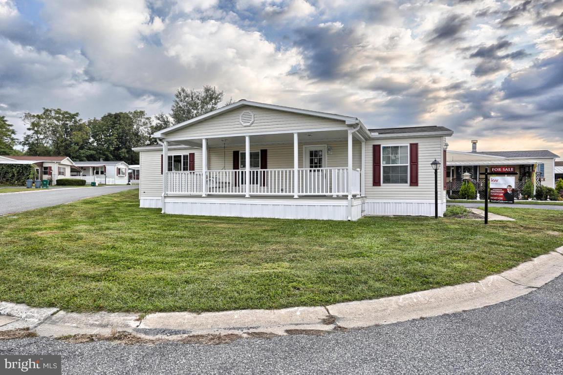 37 Ridgewood Manor Manheim, PA 17545 - Photo 7 of 31