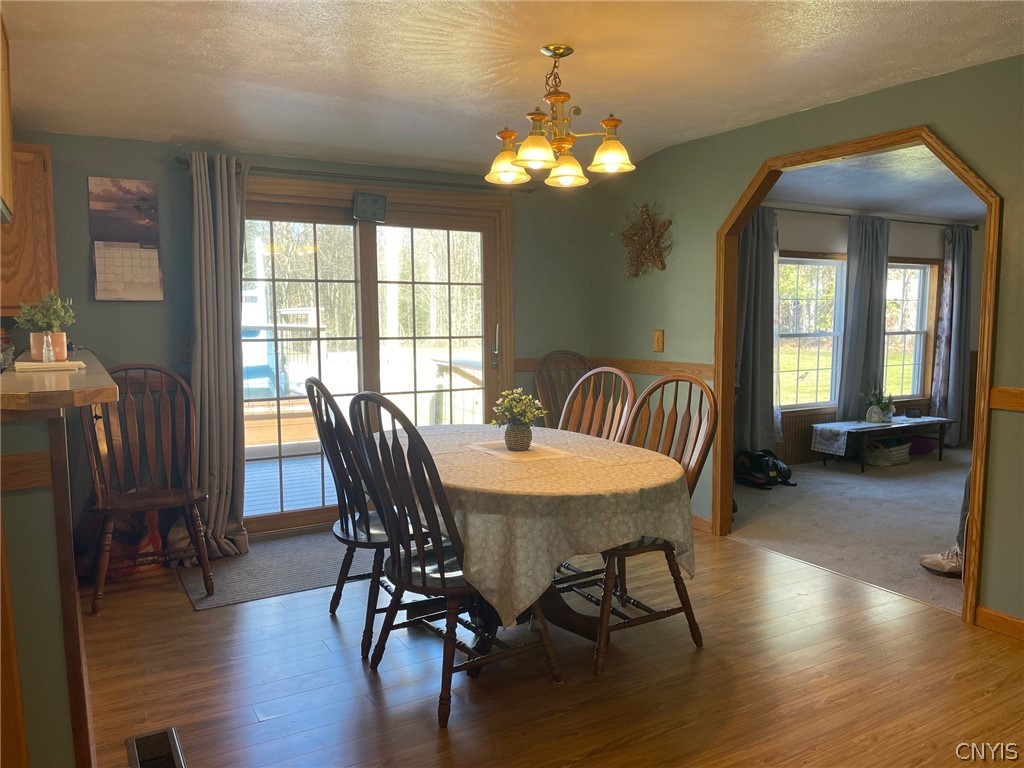 8273 Kimball Road Vienna, NY 13308 - Photo 19 of 47 Main house - informal dining