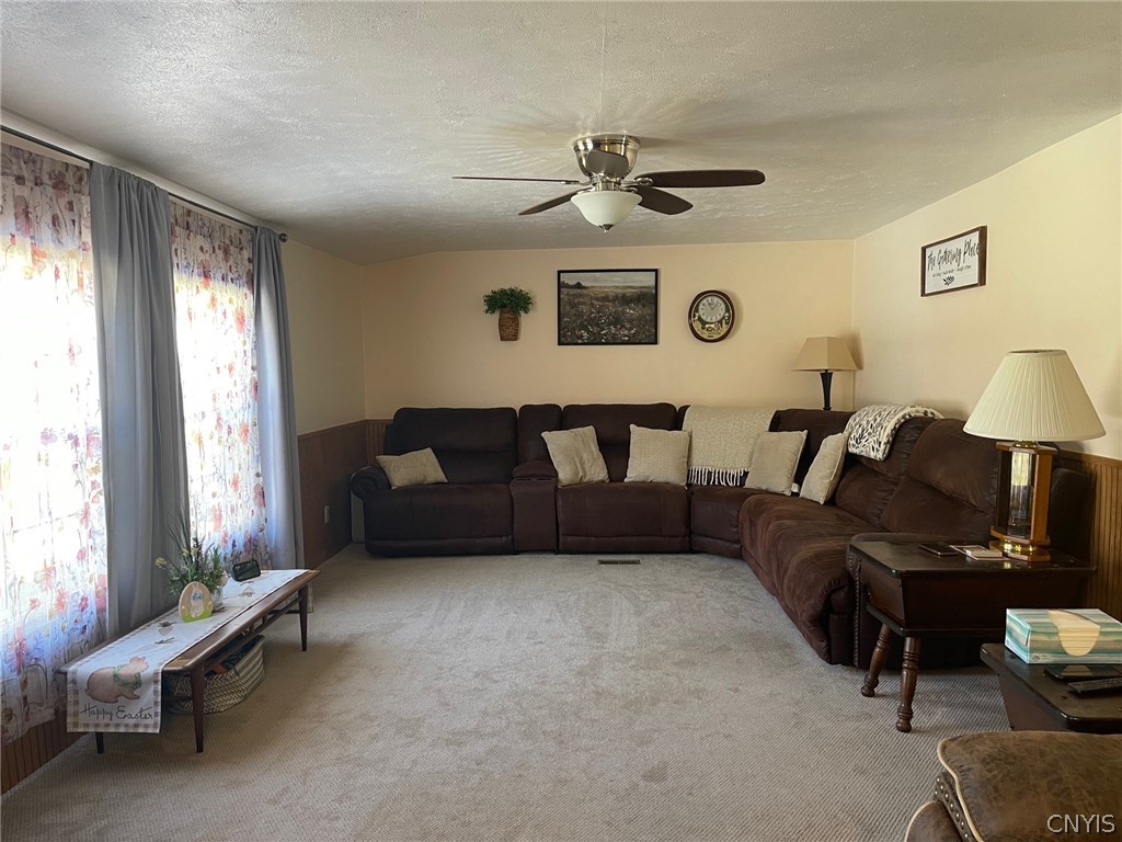 8273 Kimball Road Vienna, NY 13308 - Photo 23 of 47 Main house - family room