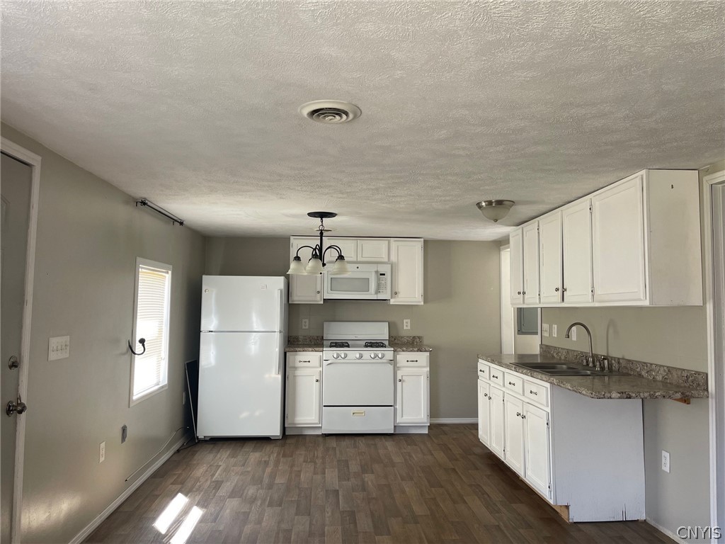 8273 Kimball Road Vienna, NY 13308 - Photo 38 of 47 Little ranch house - kitchen