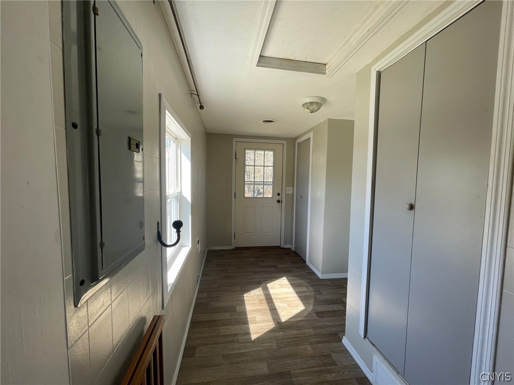 8273 Kimball Road Vienna, NY 13308 - Photo 47 of 47 Little Ranch house - rear mud room