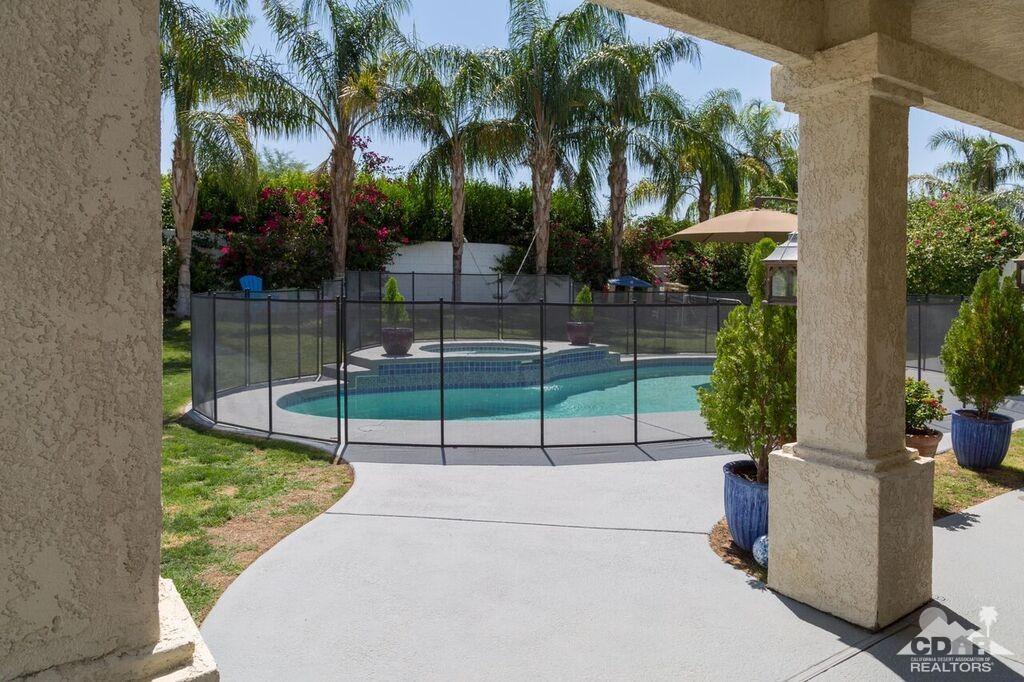 41310 Carlotta Drive Palm Desert, CA 92211 - Photo 29 of 32