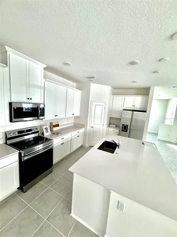 $2,400 | 4826 Prairie Preserve Run, St. Cloud, FL 34772