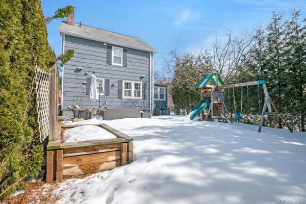 $699,500 | 16 Robin Street, Ossining, NY 10562