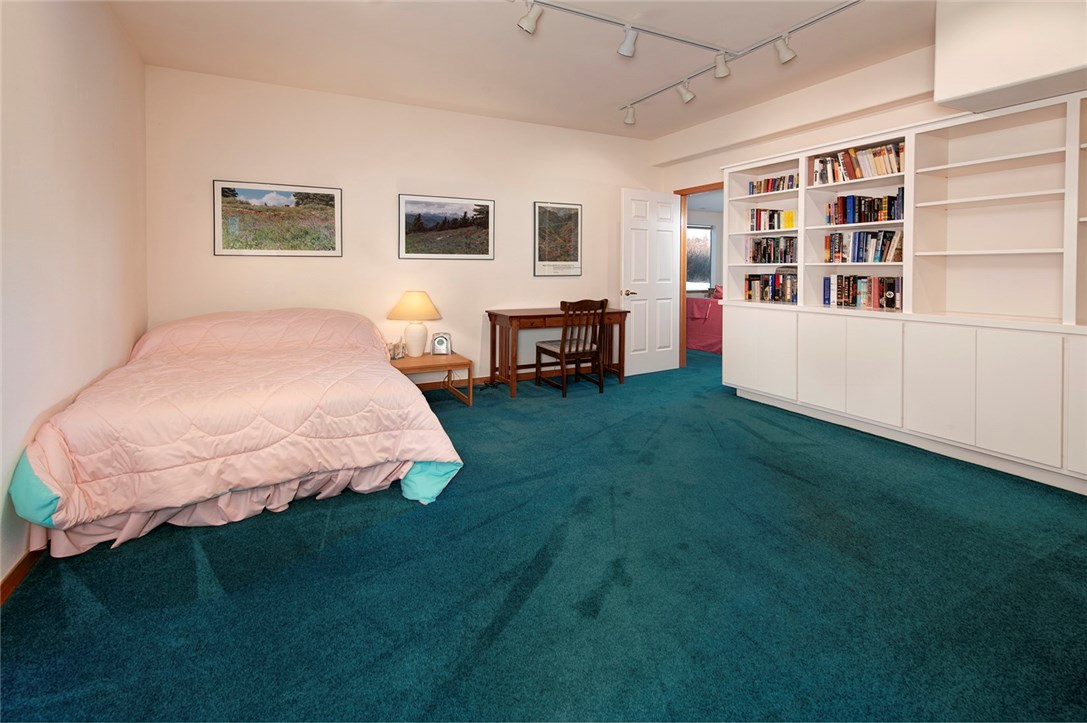714 Eveningstar Road Silverthorne, CO 80498 - Photo 23 of 28 Gallery Image 23