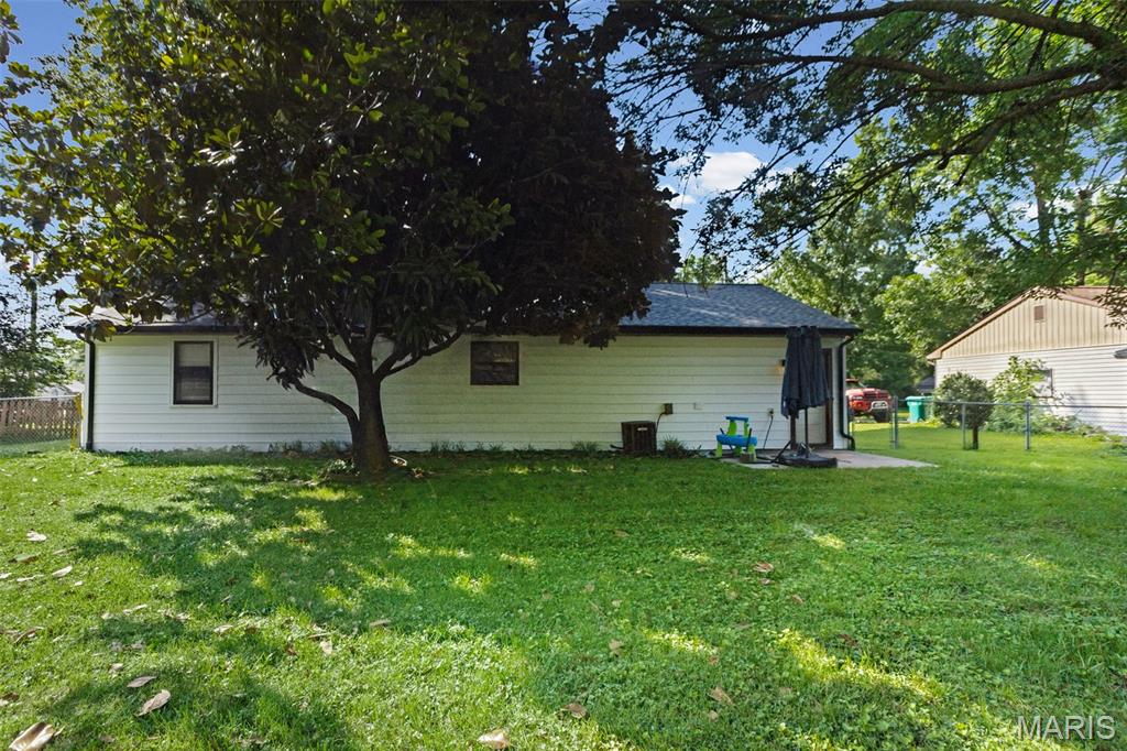 2229 East A Street Belleville, IL 62221 - Photo 23 of 24