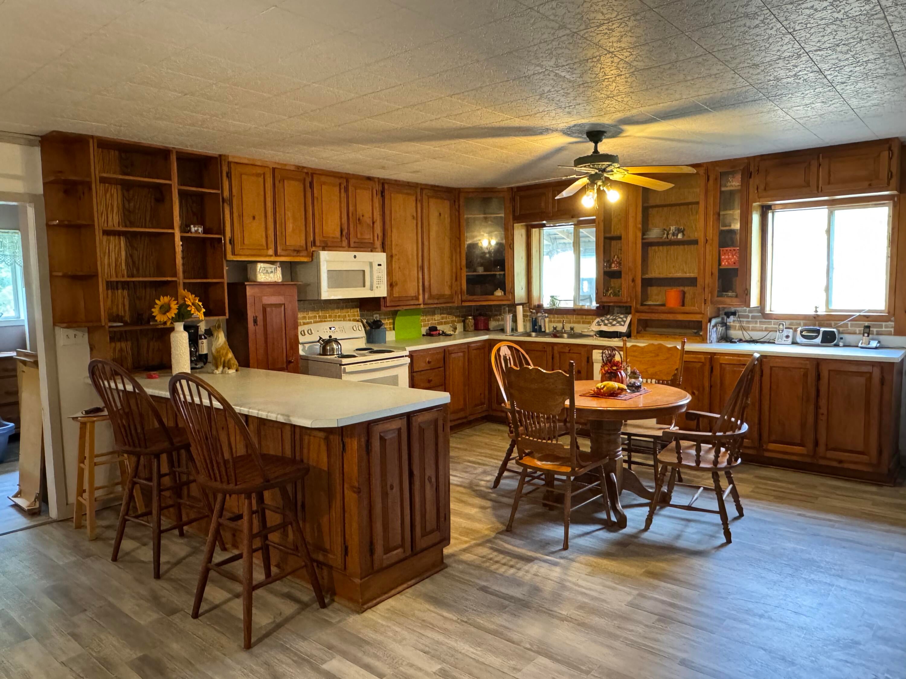 554 St Johns Road Champlain, NY 12919 - Photo 3 of 28 Gallery Image 3