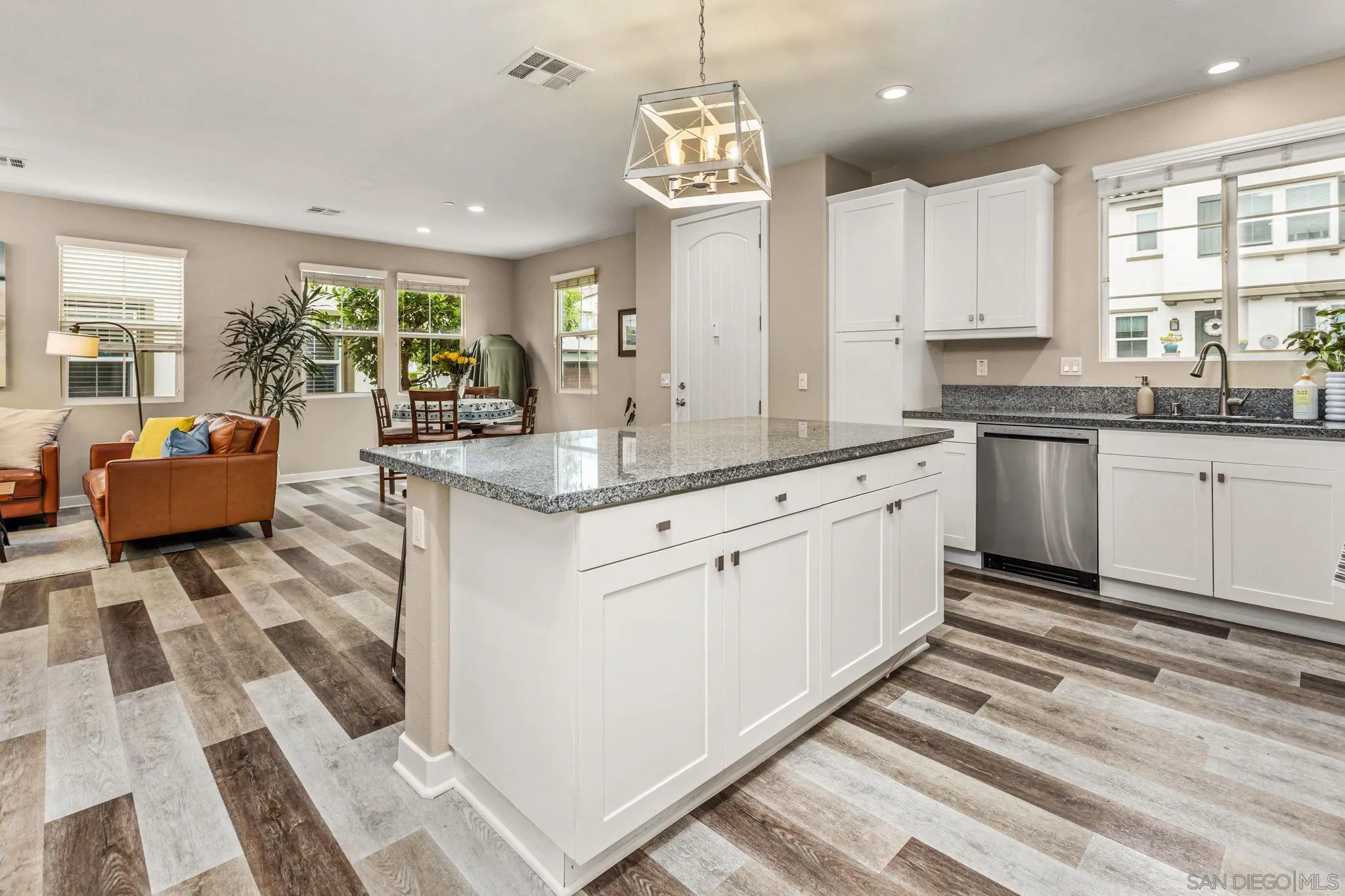 4128 Via Del Rey Oceanside, CA 92057 - Photo 6 of 31