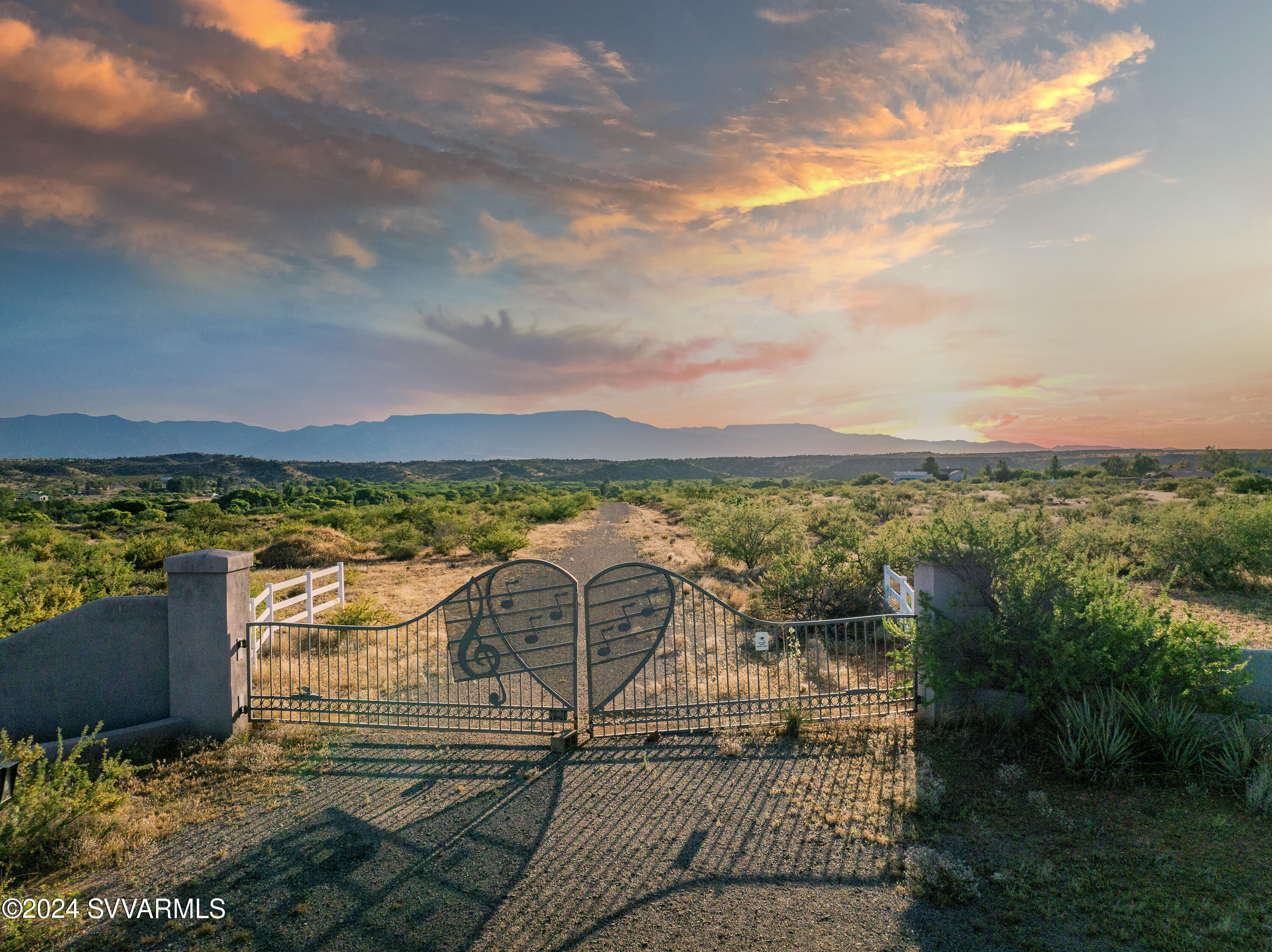 1500 Whatever Way Cornville, AZ 86325 - Photo 14 of 54 Gated entrance