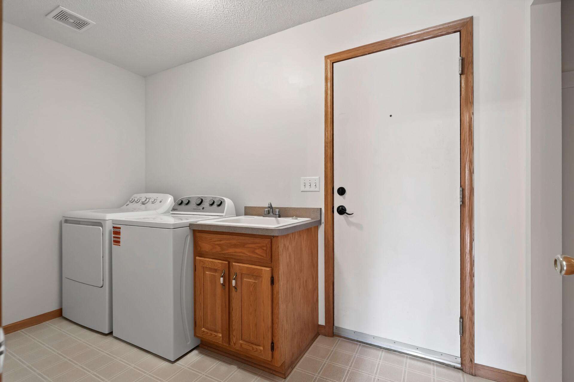 3719 Reed Road St. Bonifacius, MN 55375 - Photo 28 of 33 Gallery Image 28