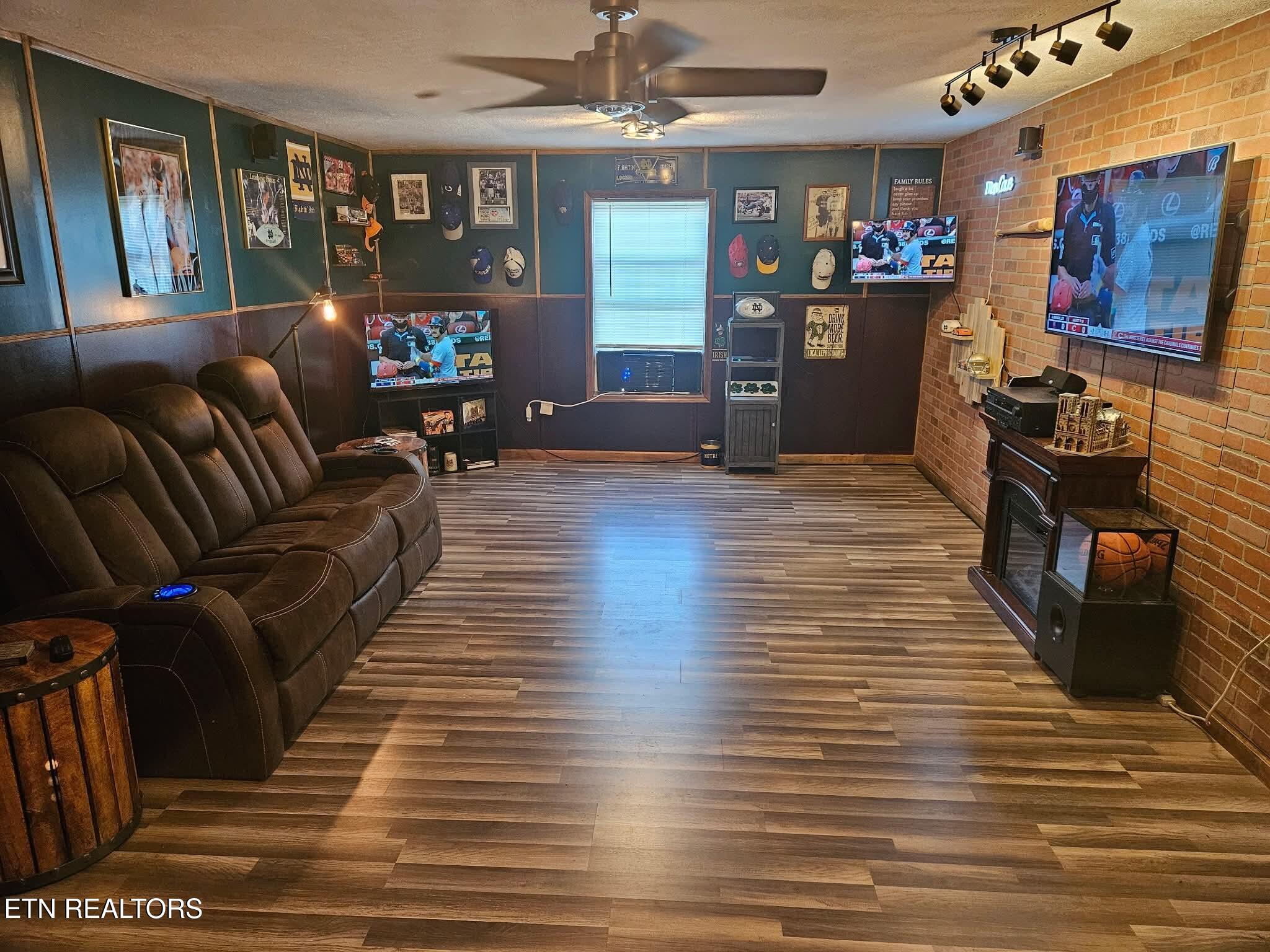 402 Whitaker Street Tazewell, TN 37879 - Photo 8 of 21 att.bXJD0jtjtbfwpJhvGoRtstcR73eqIOW4WF_j
