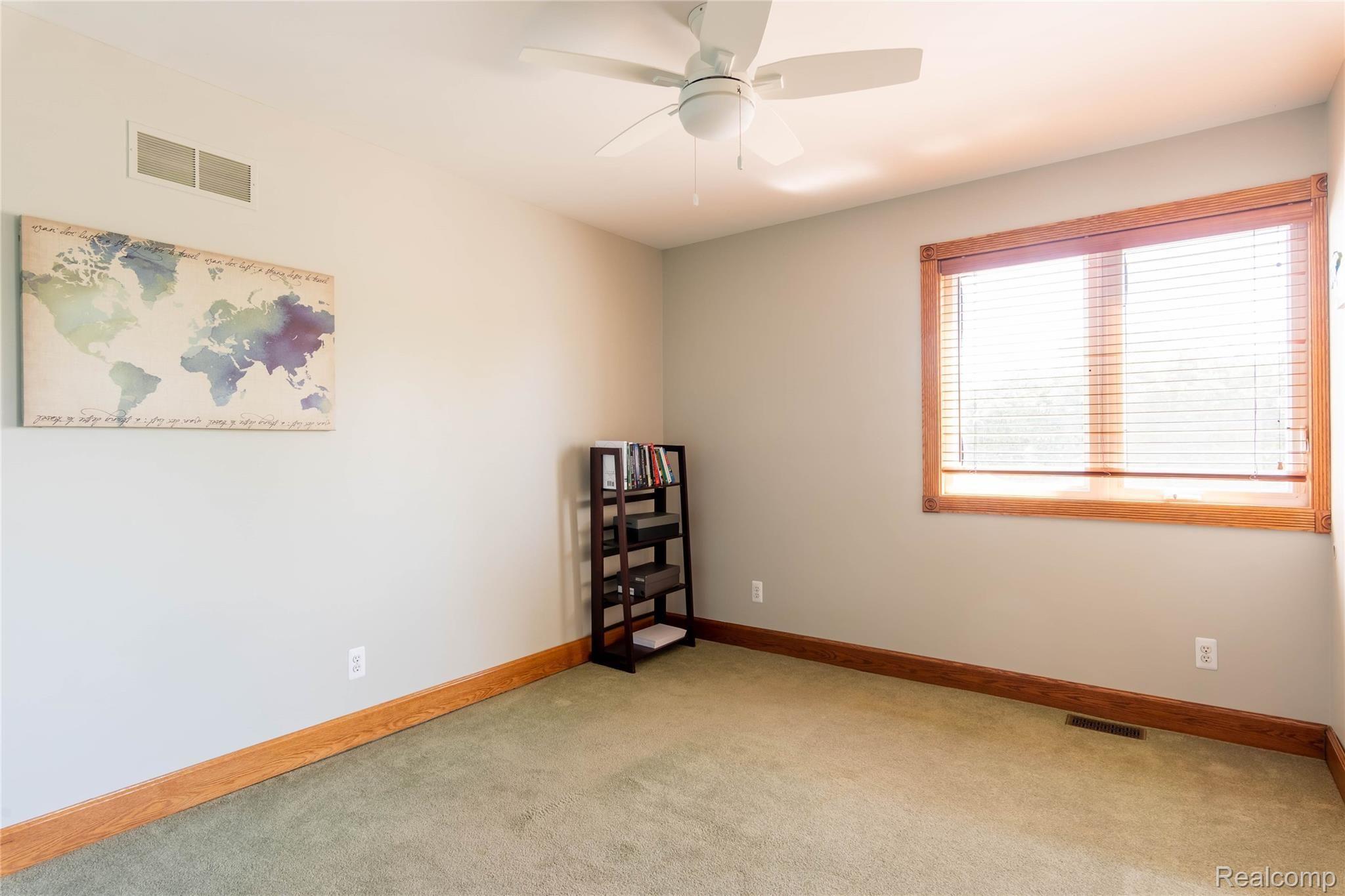 2916 Wakefield Road Berkley, MI 48072 - Photo 21 of 25 2916 Wakefield_140.jpg