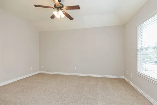 $2,600 | 39 Medley Lane, The Woodlands, TX 77382