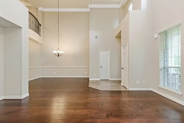 $2,600 | 39 Medley Lane, The Woodlands, TX 77382