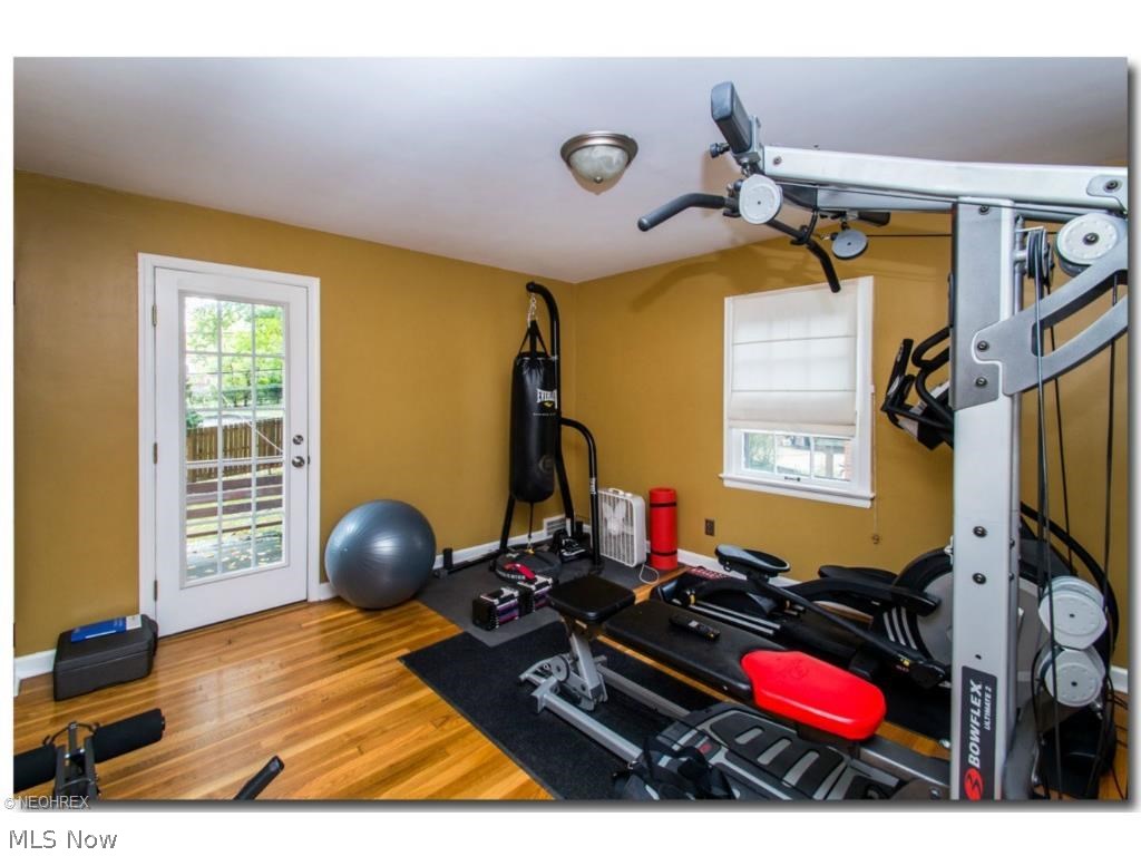 2183 Edgerton Road Cleveland, OH 44118 - Photo 15 of 25 Gallery Image 15