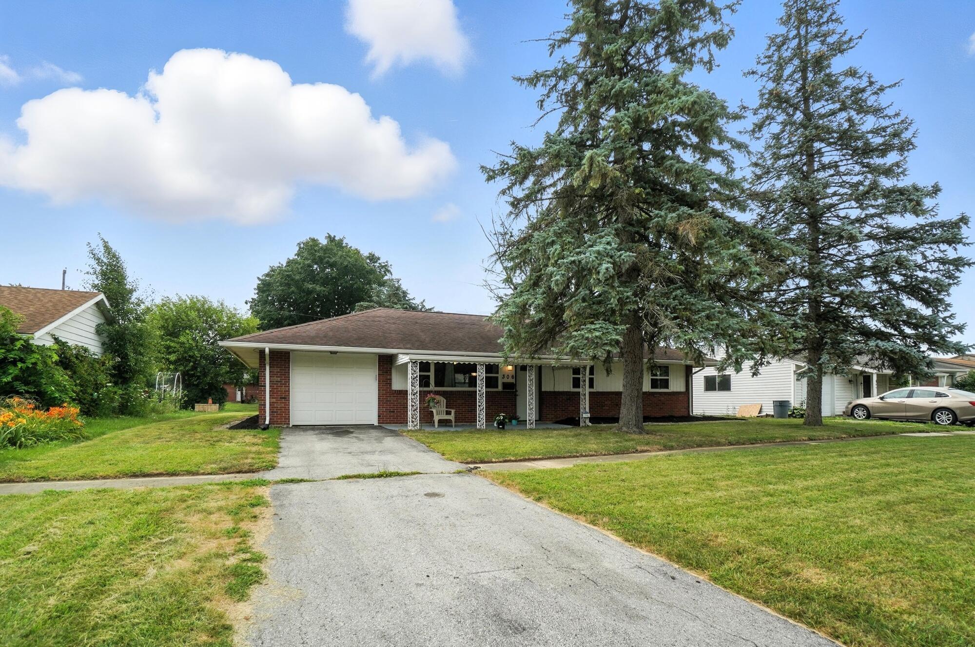 306 Shawnee Road Lima, OH 45806 - Photo 2 of 24 002