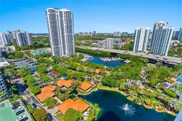 $5,400 | 19101 Northeast 36th Court, Unit 1811, Aventura, FL 33180