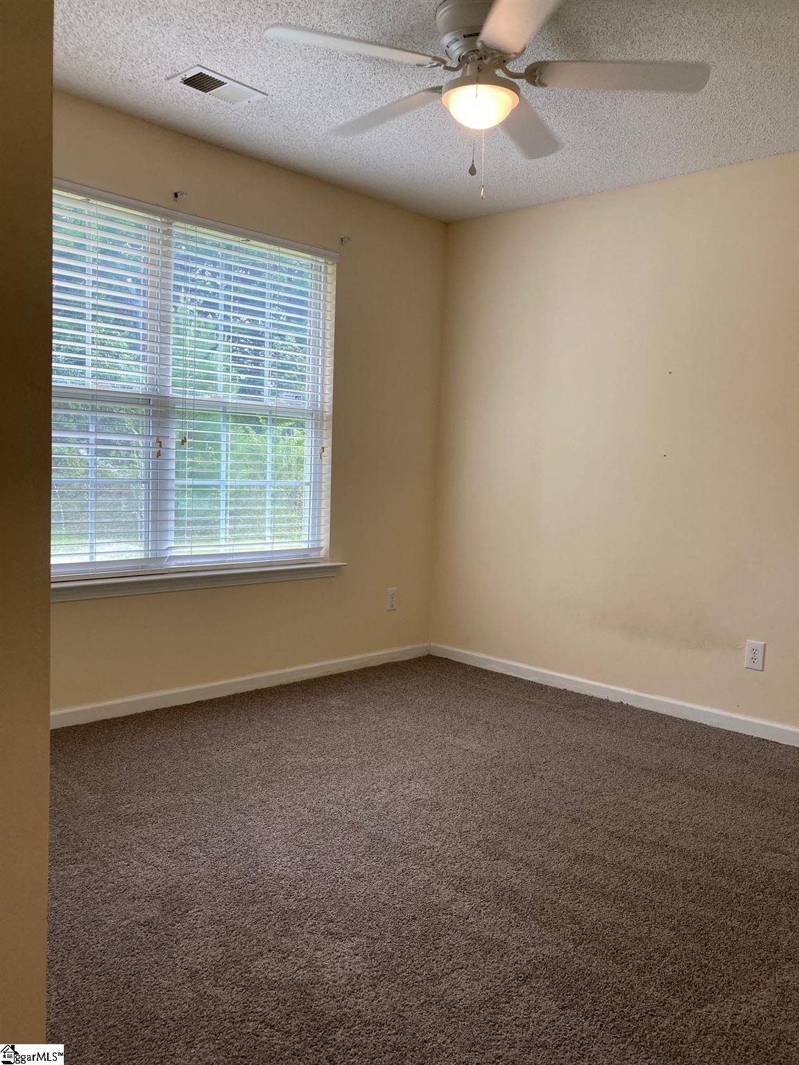 330 Cross Hill Road Easley, SC 29640 - Photo 6 of 17