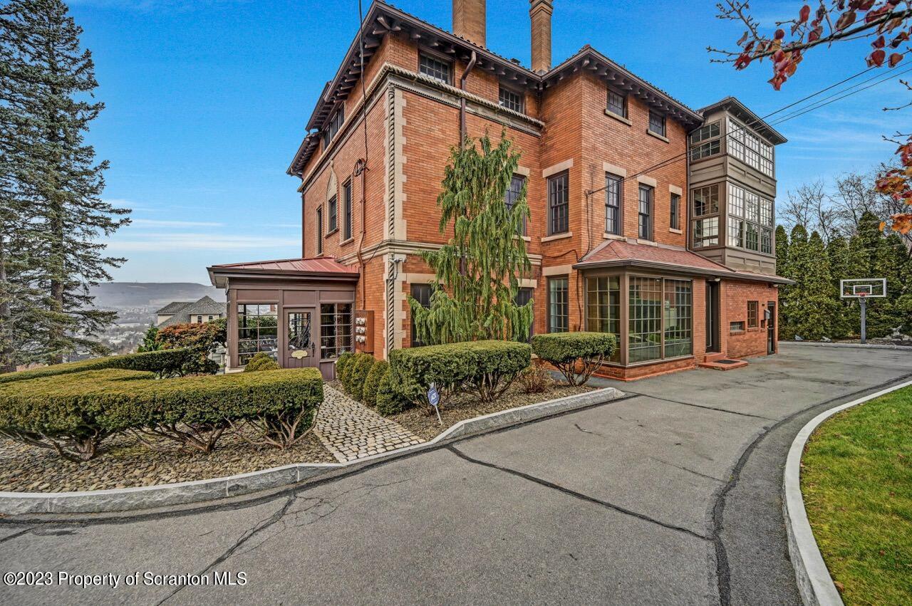 1000 Clay Avenue Scranton, PA 18510 - Photo 4 of 90