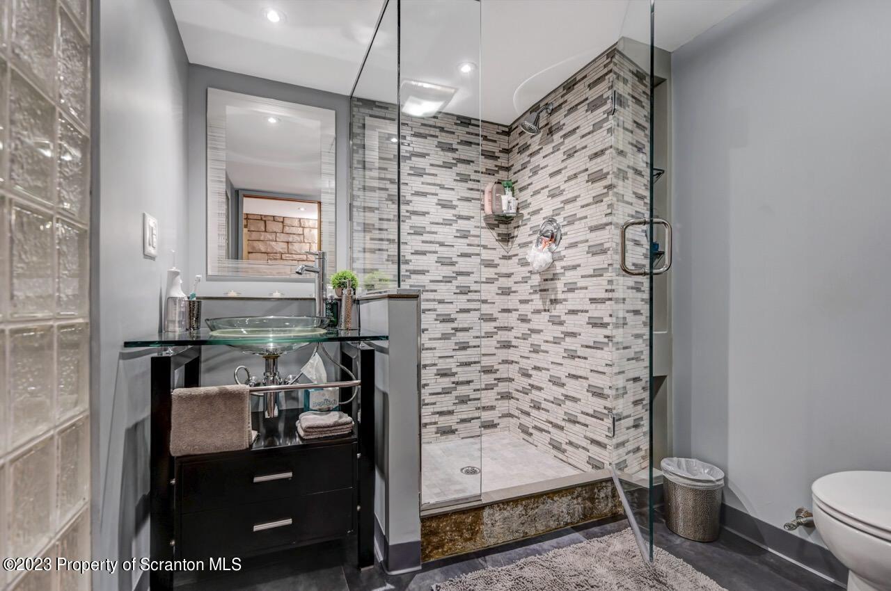 1000 Clay Avenue Scranton, PA 18510 - Photo 43 of 90