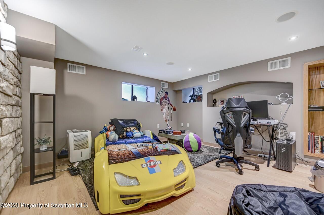 1000 Clay Avenue Scranton, PA 18510 - Photo 46 of 90