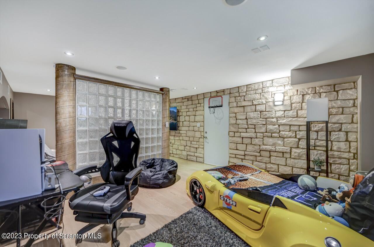 1000 Clay Avenue Scranton, PA 18510 - Photo 47 of 90