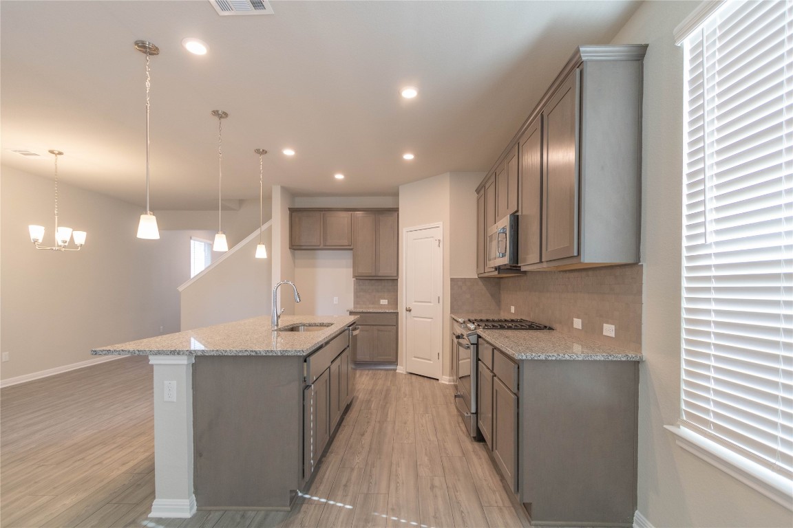 333 Toddy Way Leander, TX 78641 - Photo 11 of 40