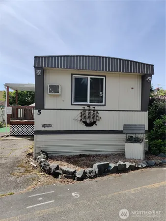 $44,950 | 7031 Northeast 175th Street, Unit 5, Kenmore, WA 98028