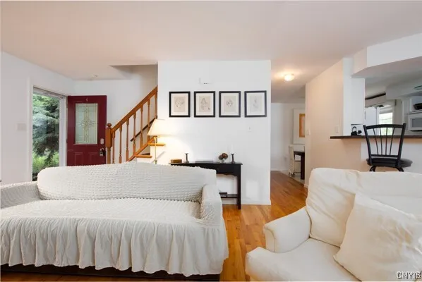 $2,800 | 871 Franklin Road, Skaneateles, NY 13152