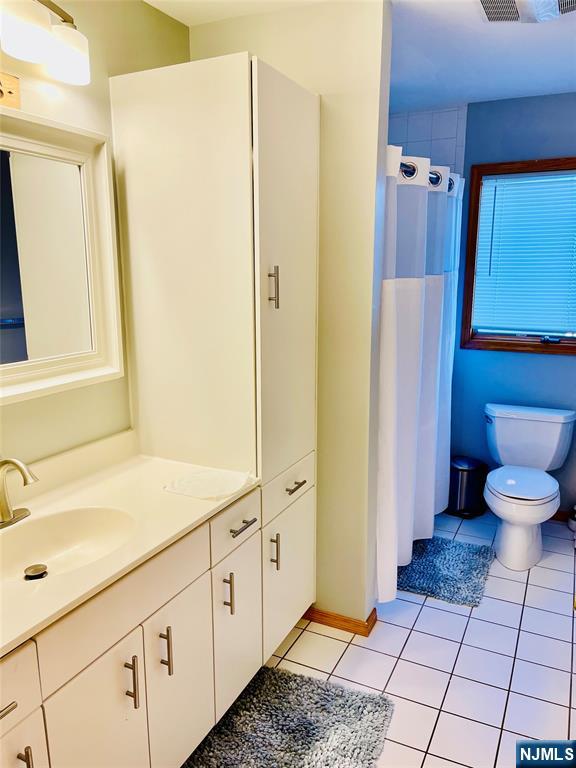 239 Wallington Avenue Wallington, NJ 07057 - Photo 16 of 43