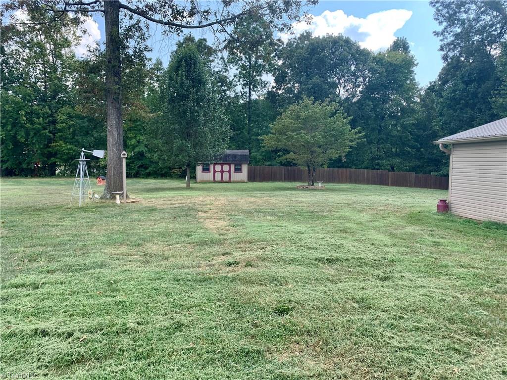 147 Oakview Road Linwood, NC 27299 - Photo 8 of 21 Gallery Image 8