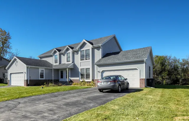 $494,900 | 418 North 6th Street, Waterford, WI 53185