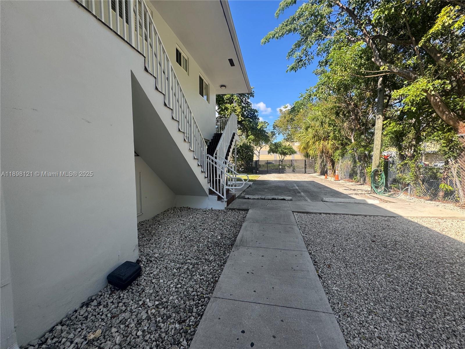 6805 Southwest 88th Street, Unit 12 Pinecrest, FL 33156 - Photo 16 of 18 a view of entryway