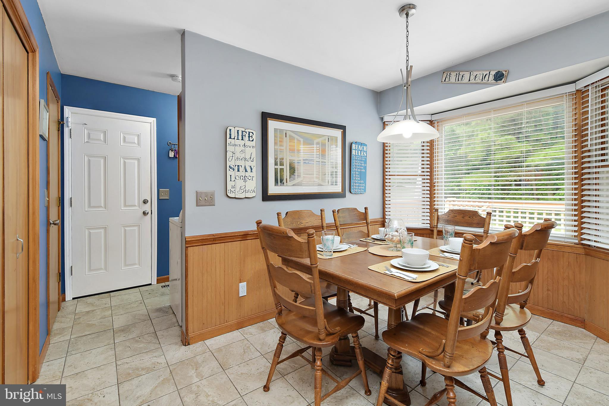 10513 Keyser Point Road Ocean City, MD 21842 - Photo 18 of 41 Kitchen Dining