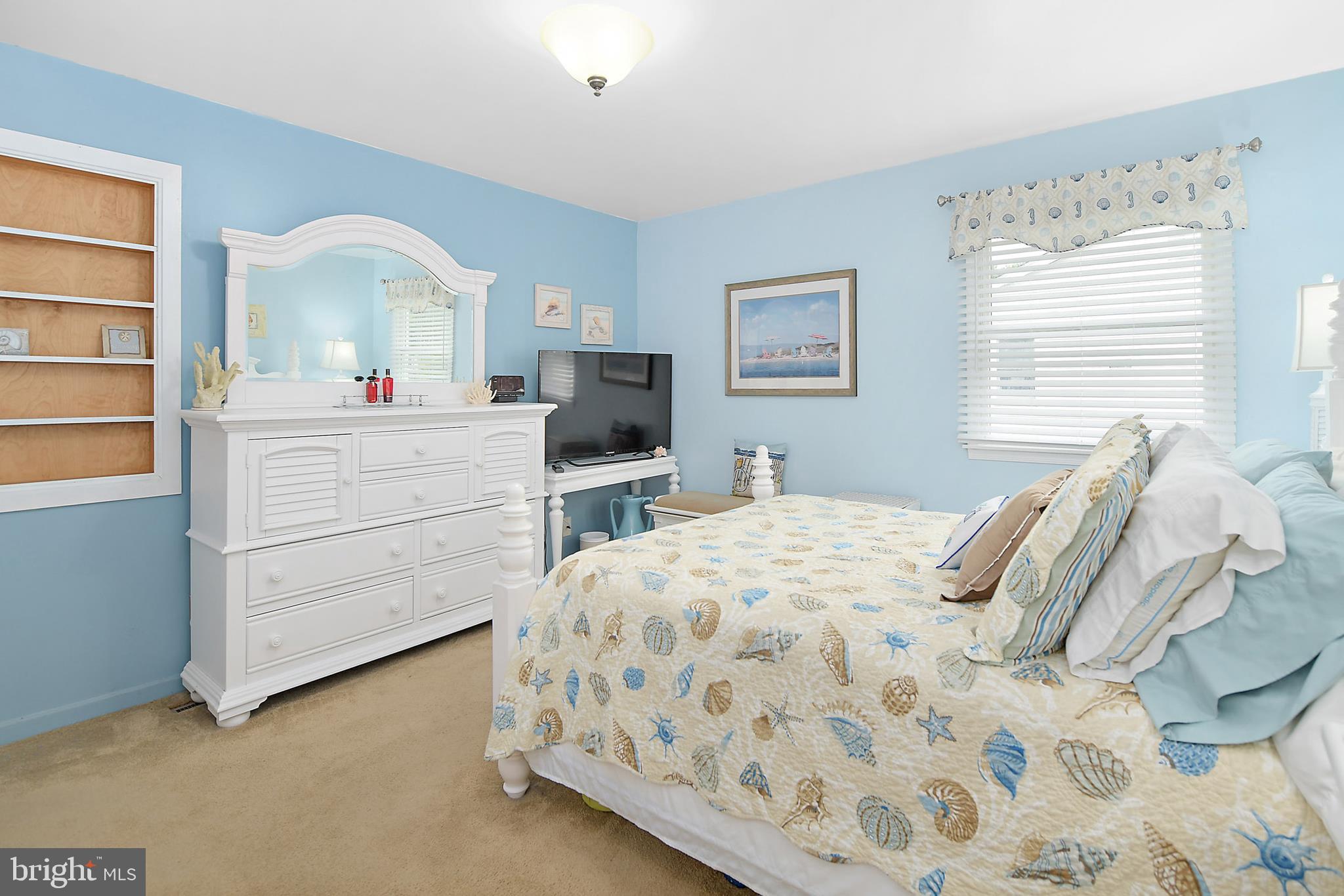 10513 Keyser Point Road Ocean City, MD 21842 - Photo 21 of 41 Master Bedroom