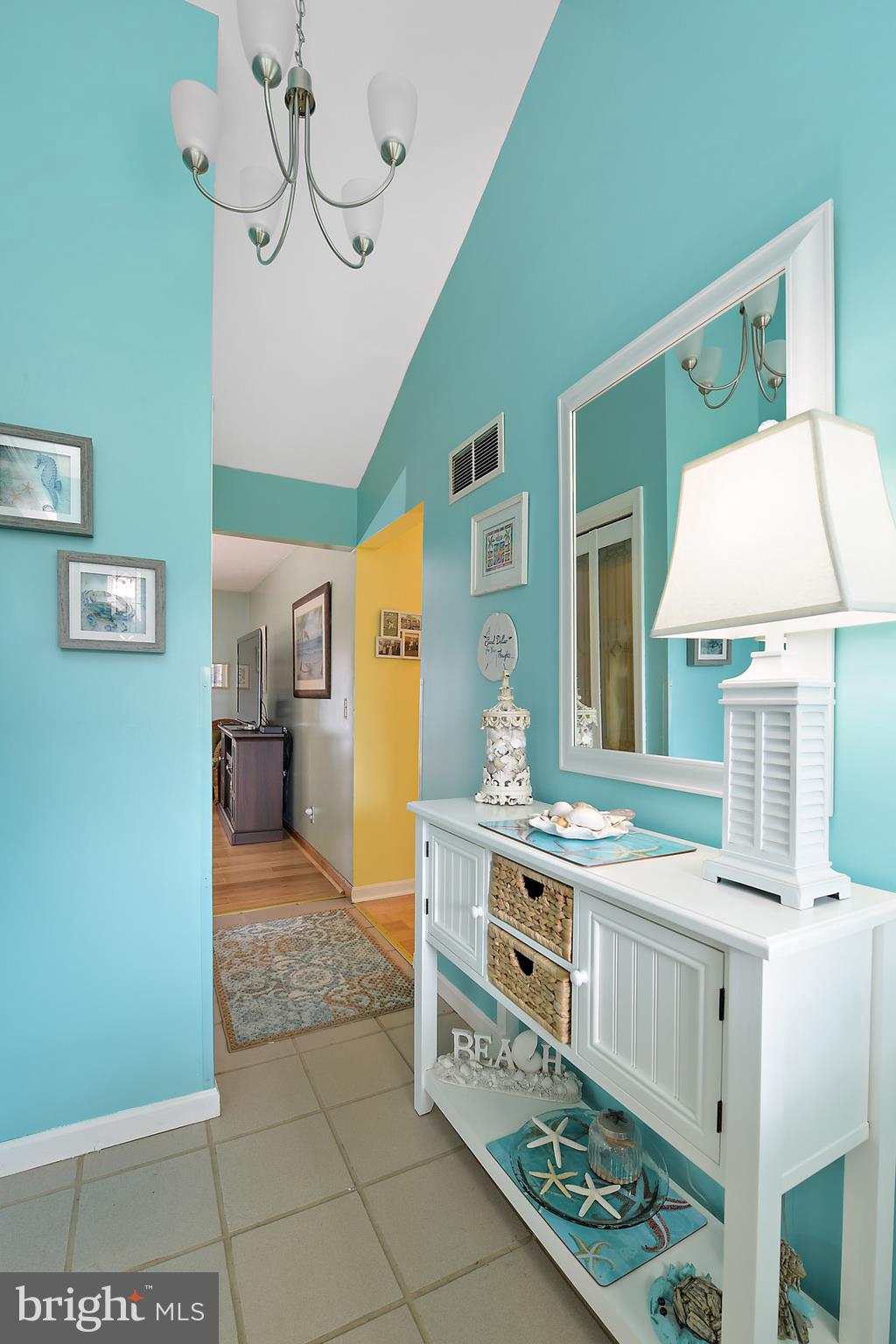 10513 Keyser Point Road Ocean City, MD 21842 - Photo 7 of 41 Foyer / Entrance