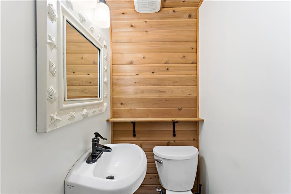 110 Barnes Road Hopwood, PA 15445 - Photo 22 of 33 2nd Floor bathroom