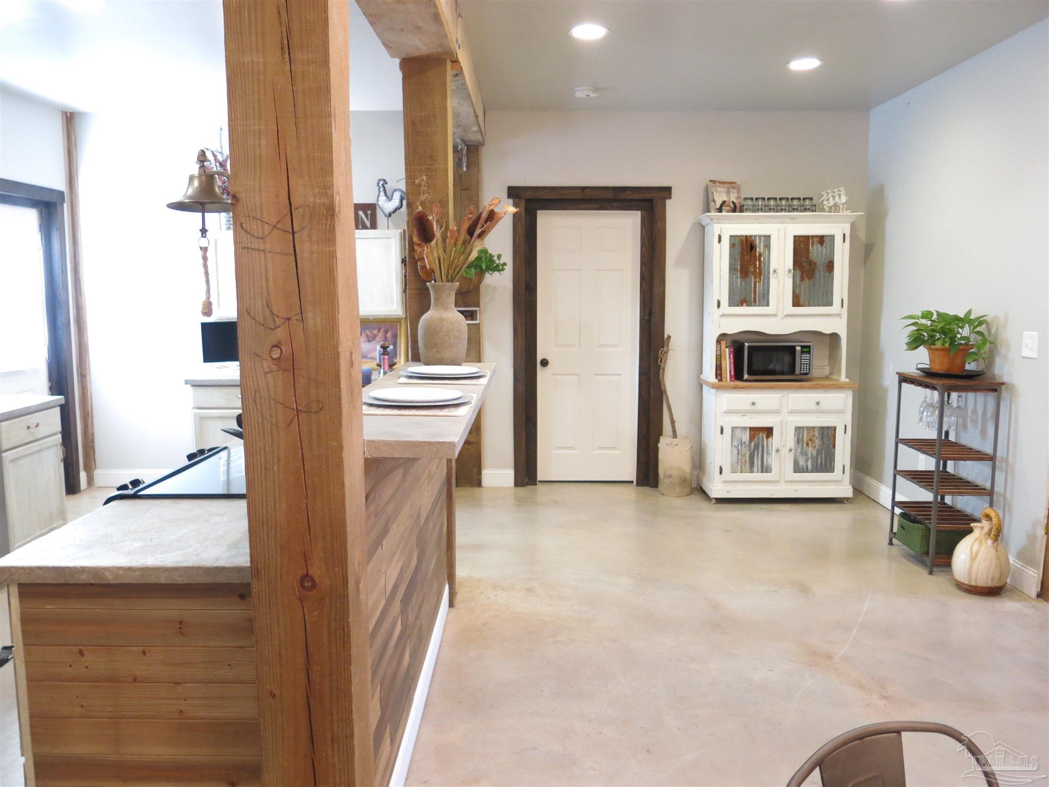 2323 Handy Road Cantonment, FL 32533 - Photo 17 of 45 Gallery Image 17